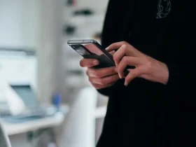 Business People Can Do to Make Their Personal Smartphones 'Work-Ready